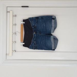 Maternity shorts